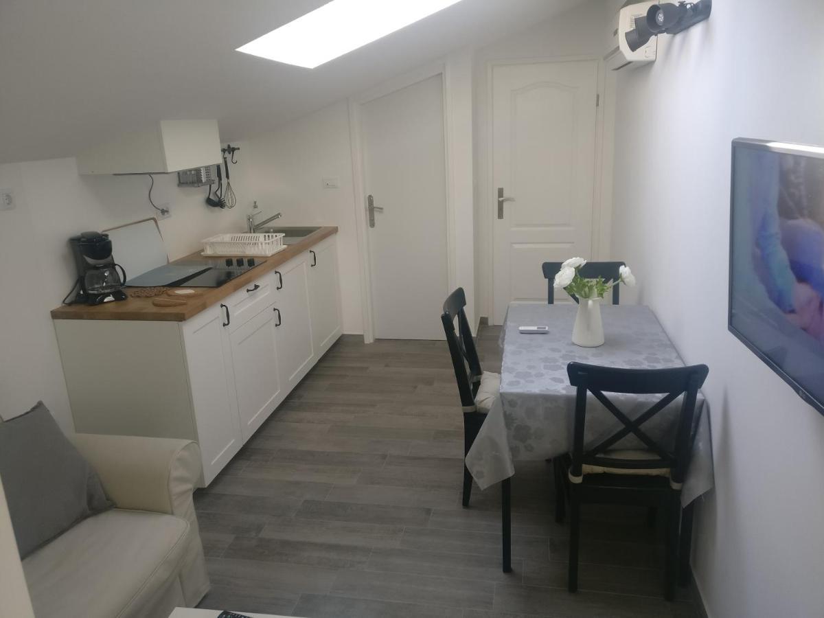 Apartmani Popovic Poreč Extérieur photo