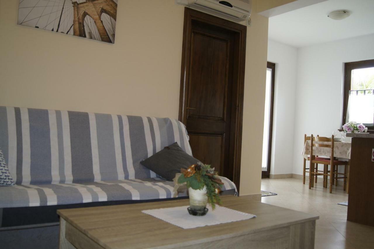 Apartmani Popovic Poreč Extérieur photo